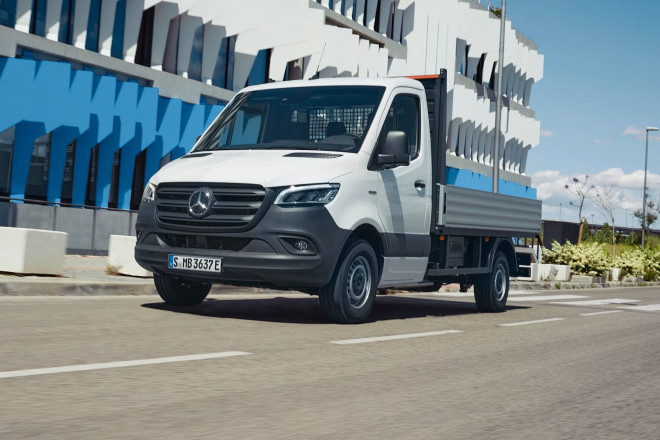 Mercedes eSprinter - s kesonom