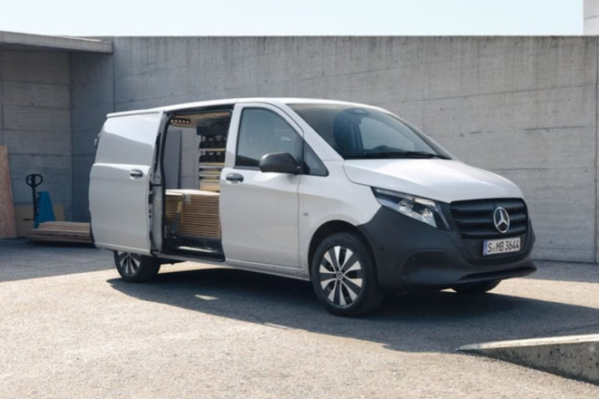 Mercedes Vito - zaprto dostavno vozilo